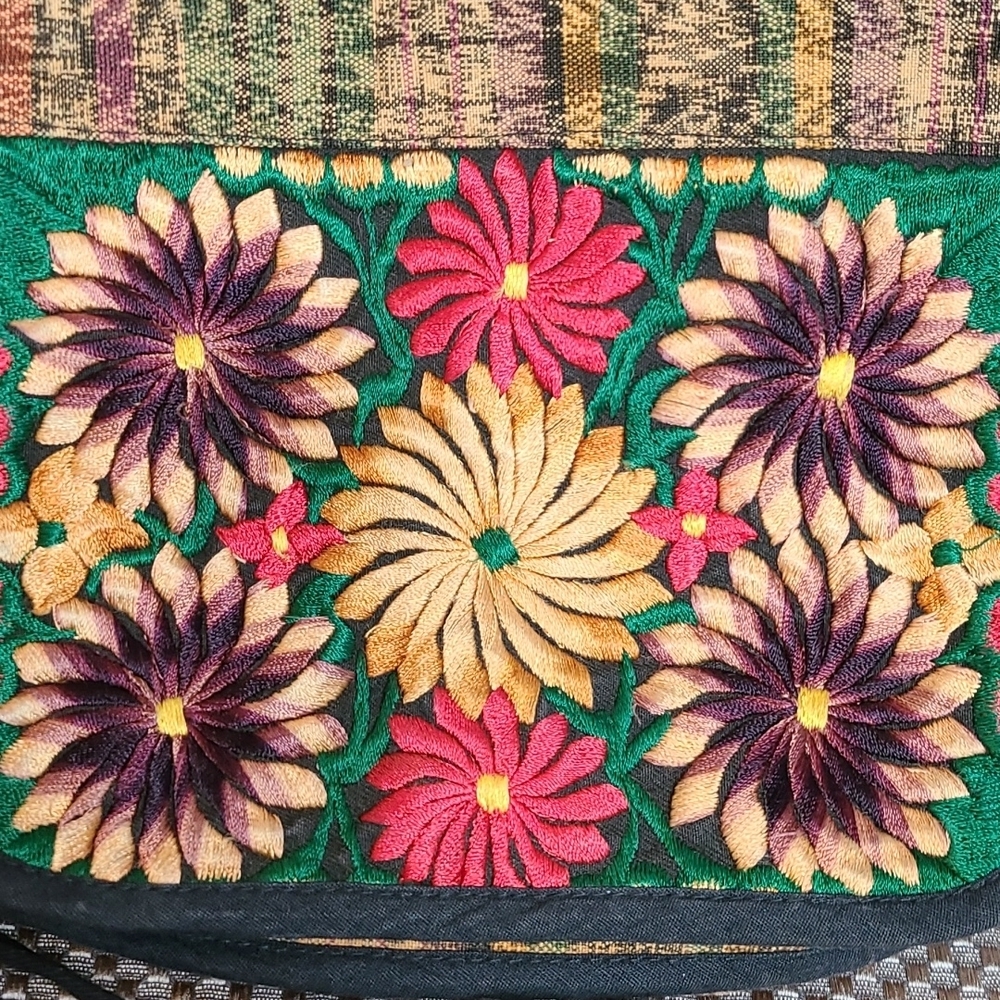 Vintage embroidered bag colorful cotton cross-body - Picture 2 of 6